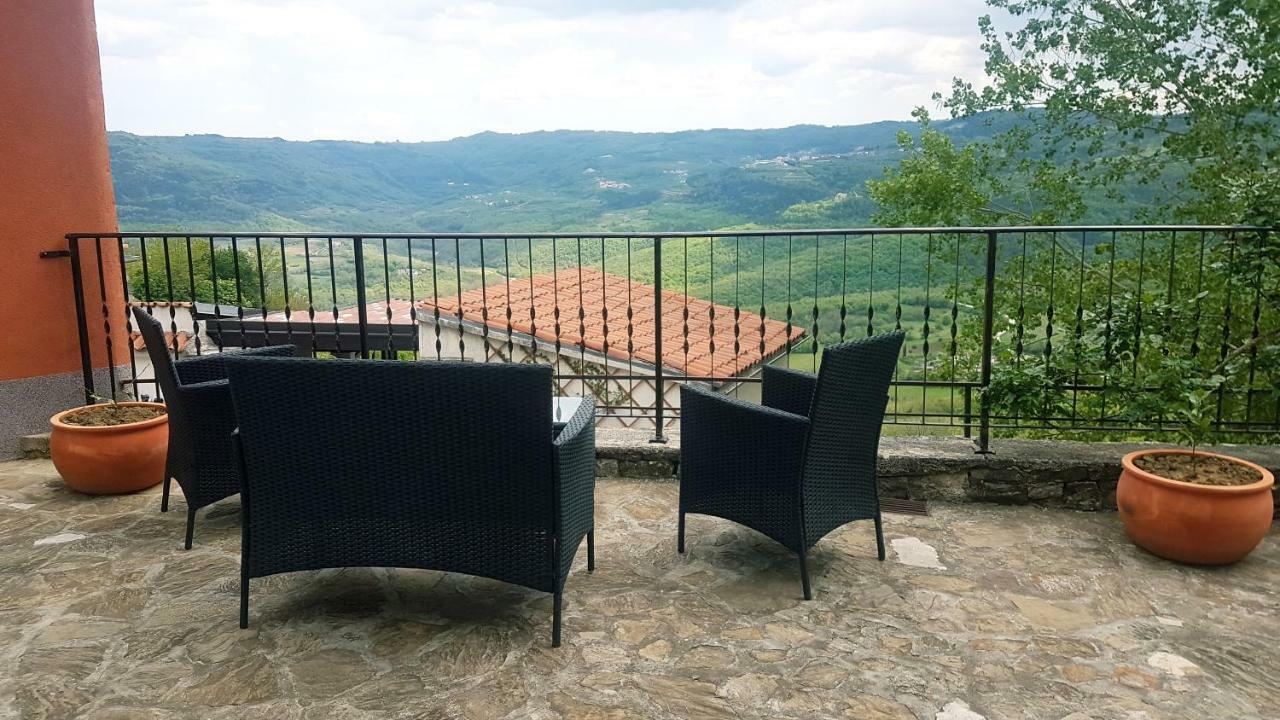 Provvidenza Villa Motovun Exterior photo